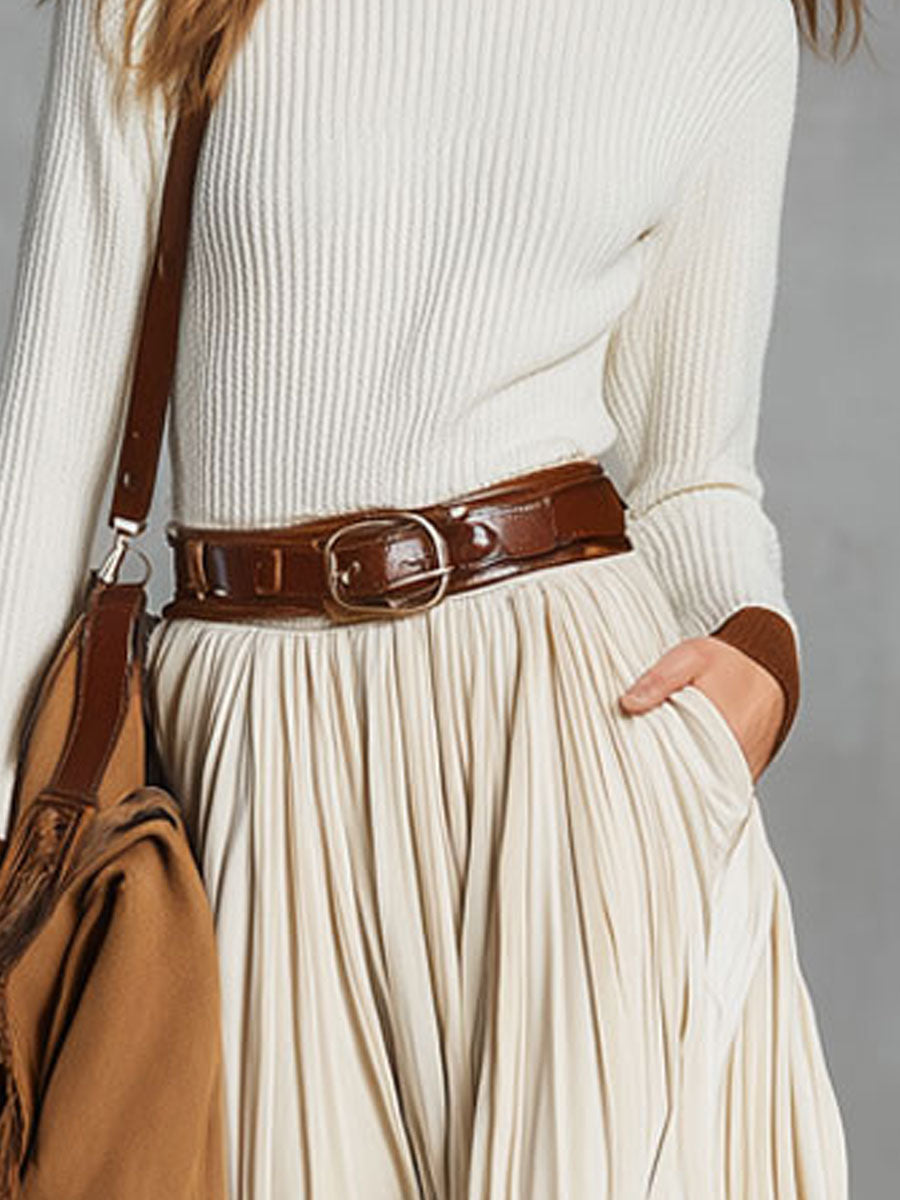 Gonna alla moda e semplice in velluto beige con tasche e chiusura a lacci