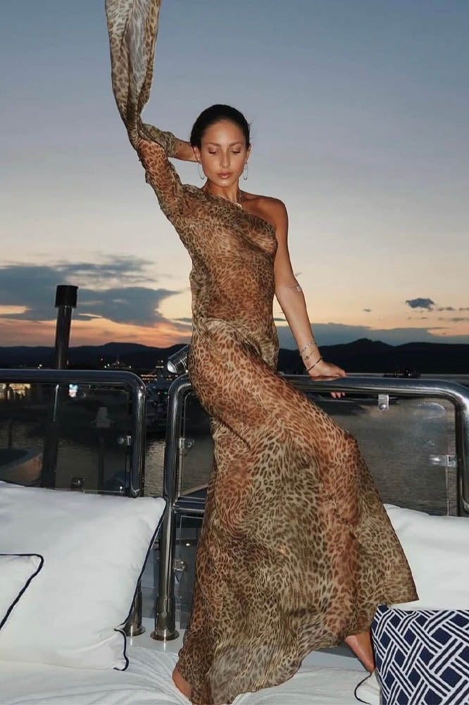 Joa Broderad Spets Trimmad Flare Maxiklänning