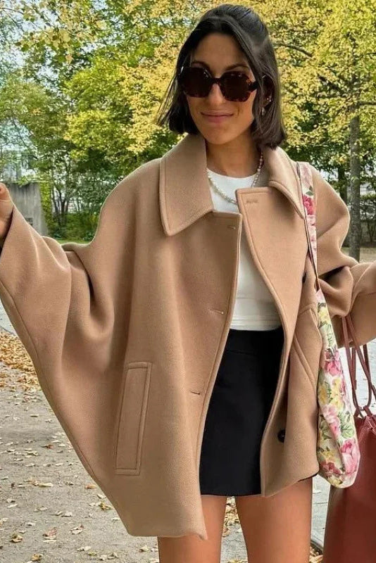 Vestido largo acampanado con ribete de encaje bordado de Joa