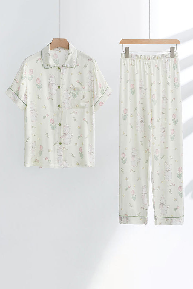 Set oblečení na spaní s výšivkou saténovou růží