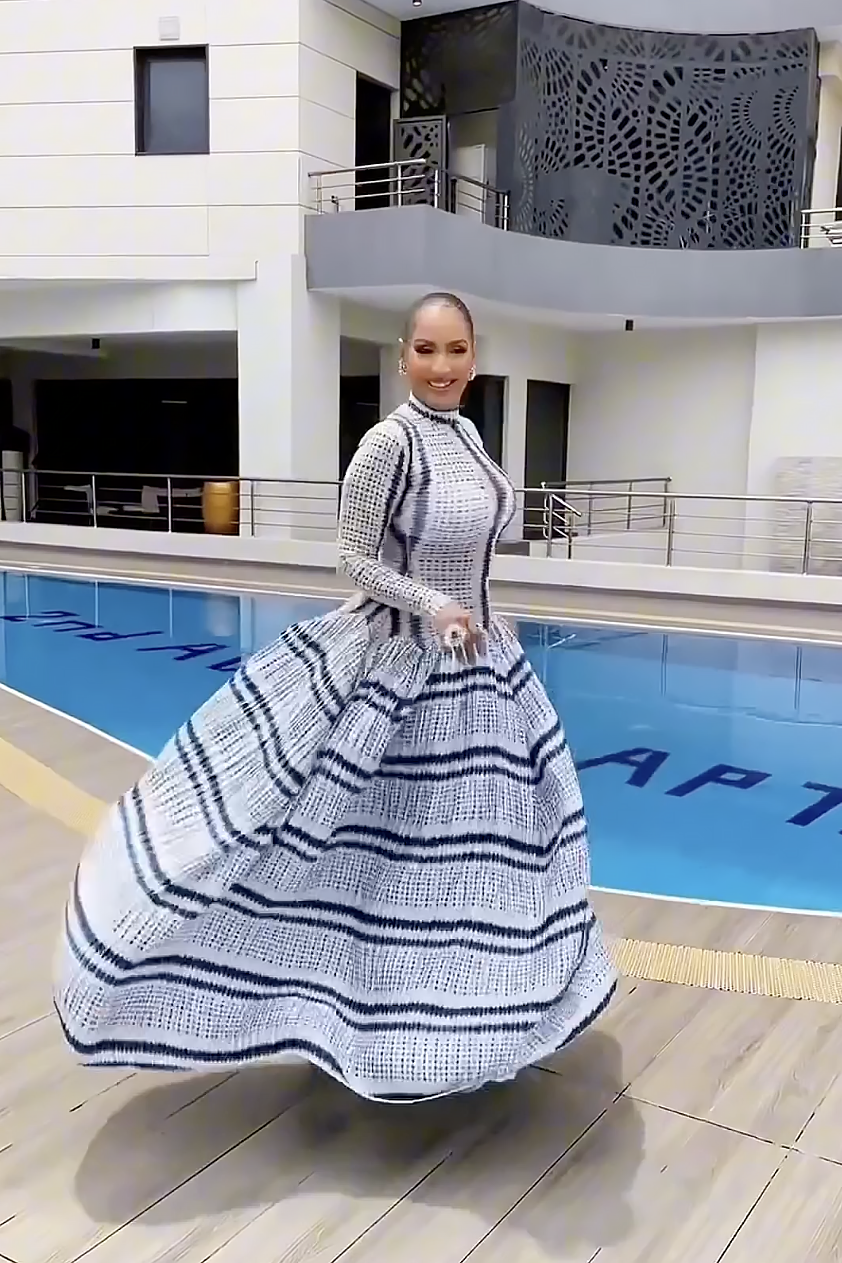 Tie-Dye Slim-Fit Hip-Enhancing Evening Gown