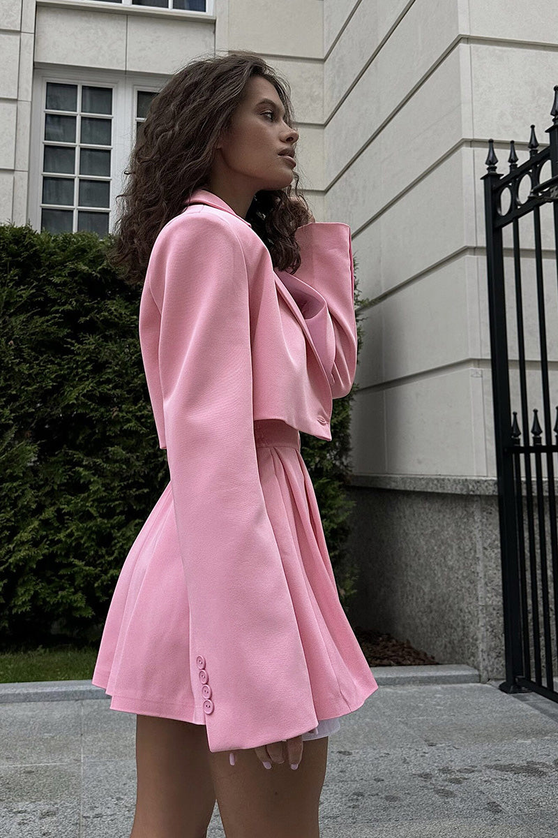 Robe mi-longue à manches courtes avec appliqués floraux Grace