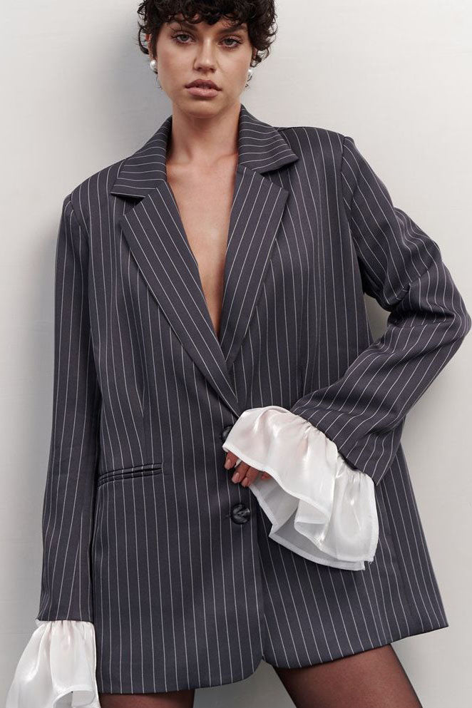 Joa Broderad Spets Trimmad Flare Maxiklänning