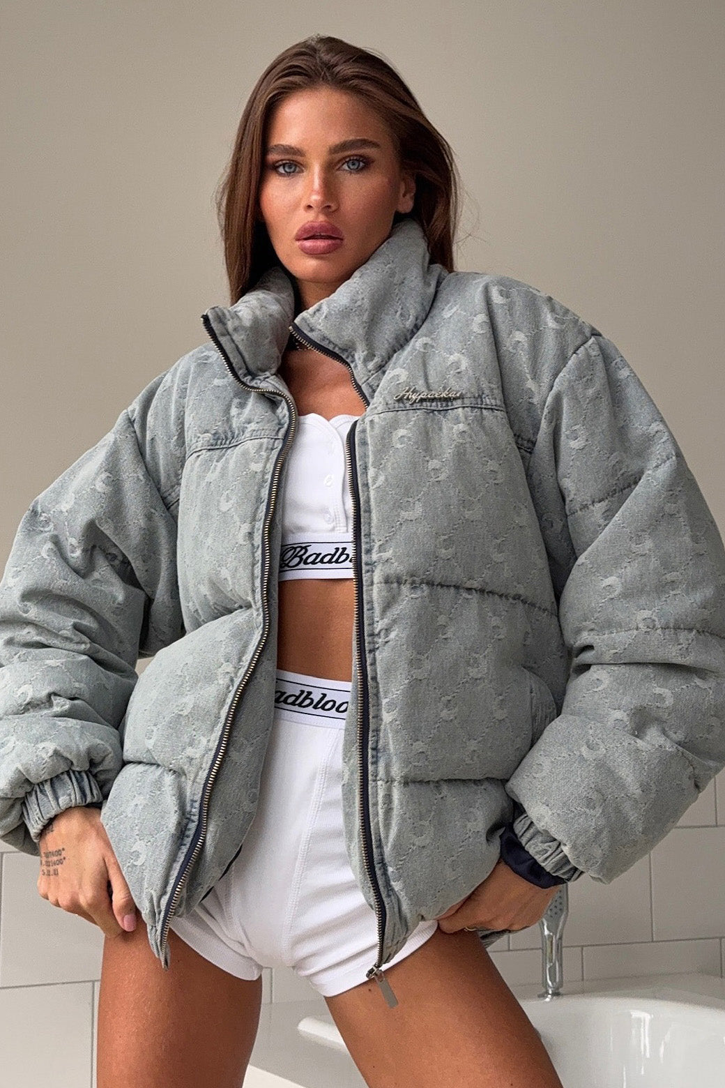 ジョア 刺繍レーストリムフレアマキシドレス