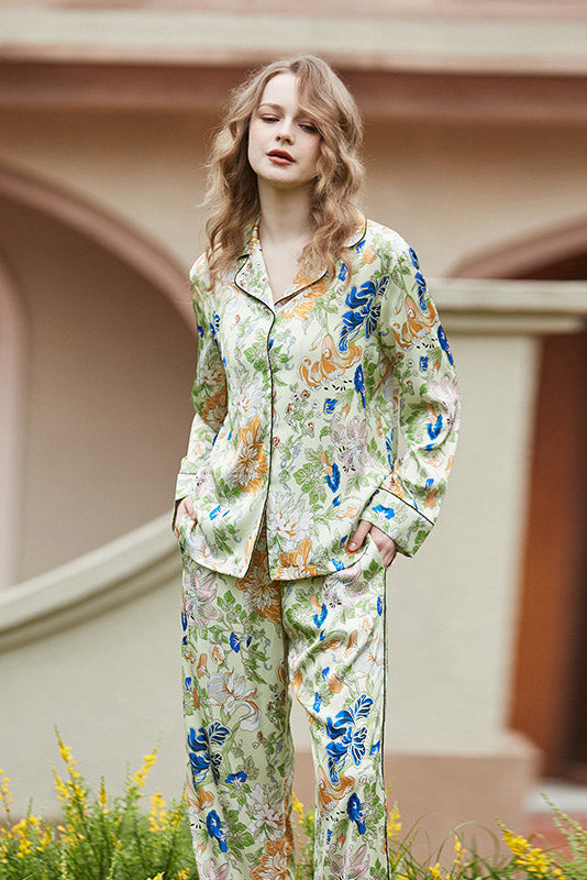 Set de pijamale cu mânecă lungă cardigan cu model Morning Glory și crin