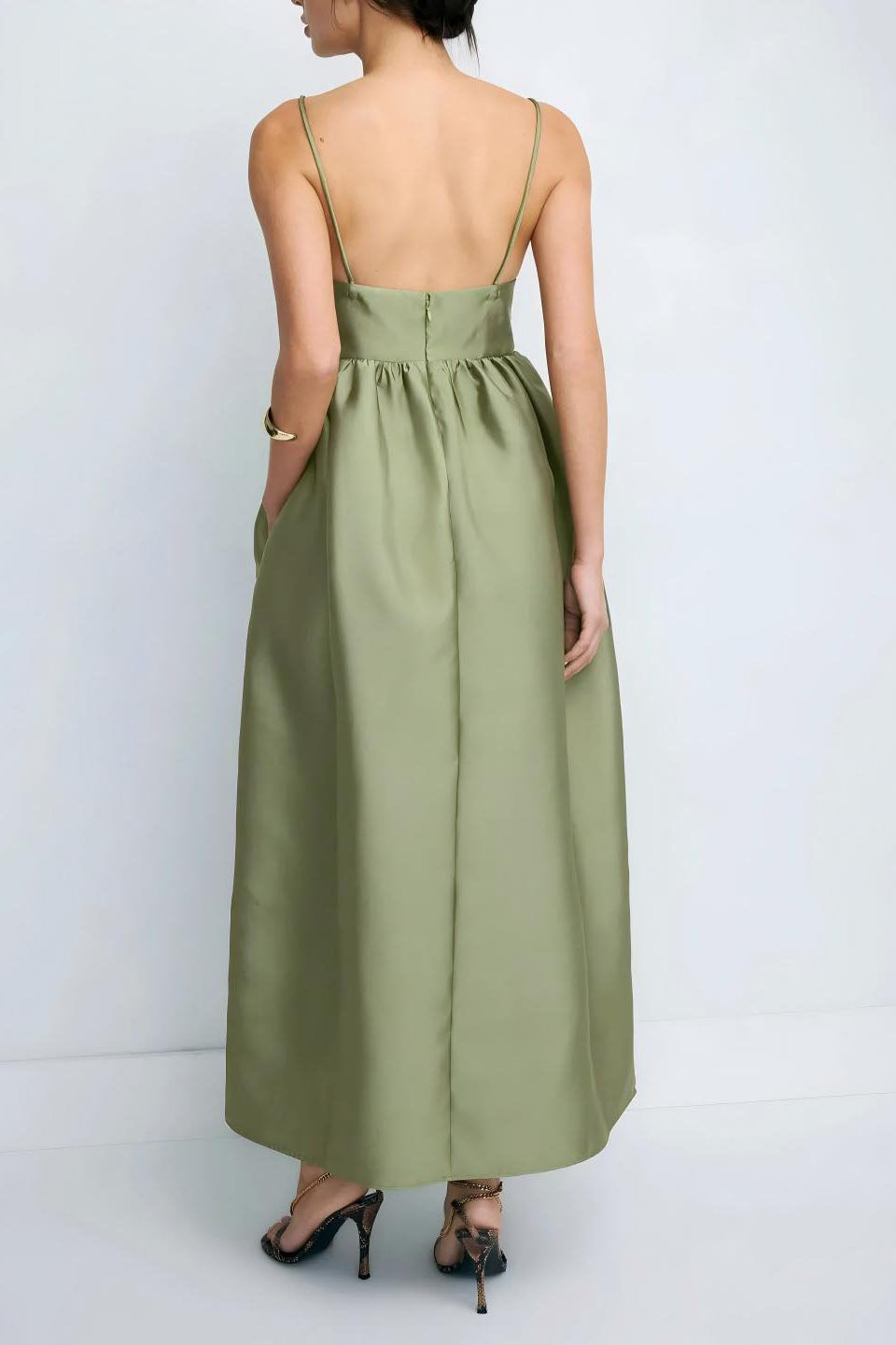 Vestido Midi Babydoll Minimalista Verde Oliva