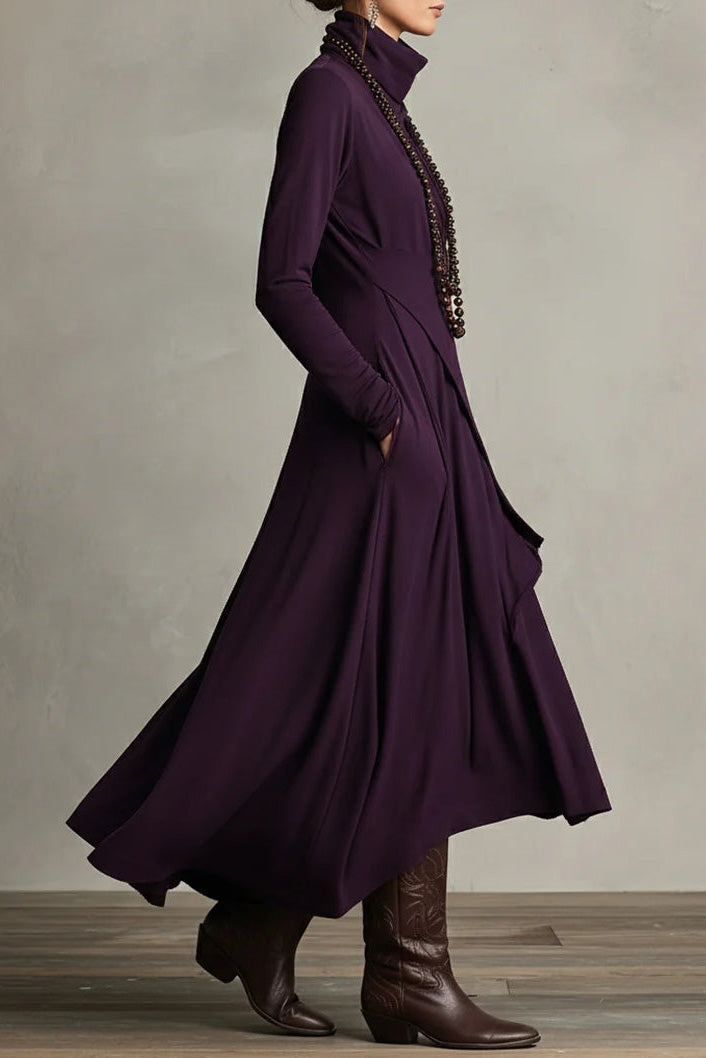 Abito Maxi Plissettato Asimmetrico Viola con Collo Alto