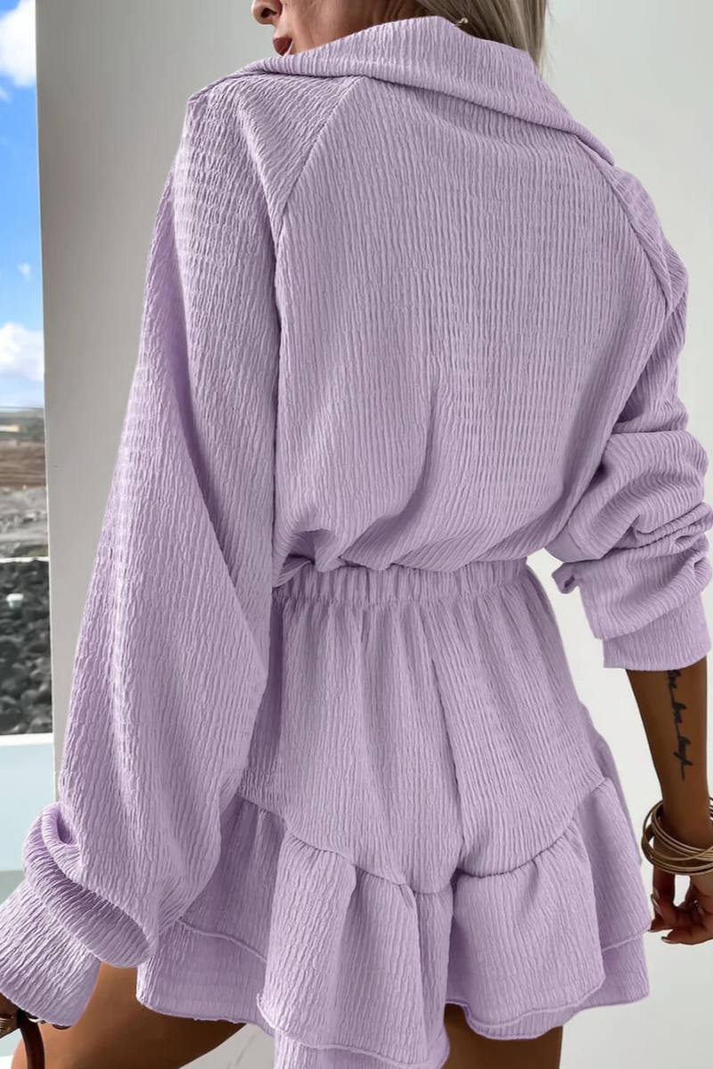 Ensemble deux pièces chemise et jupe-short évasée à col en V pour femme