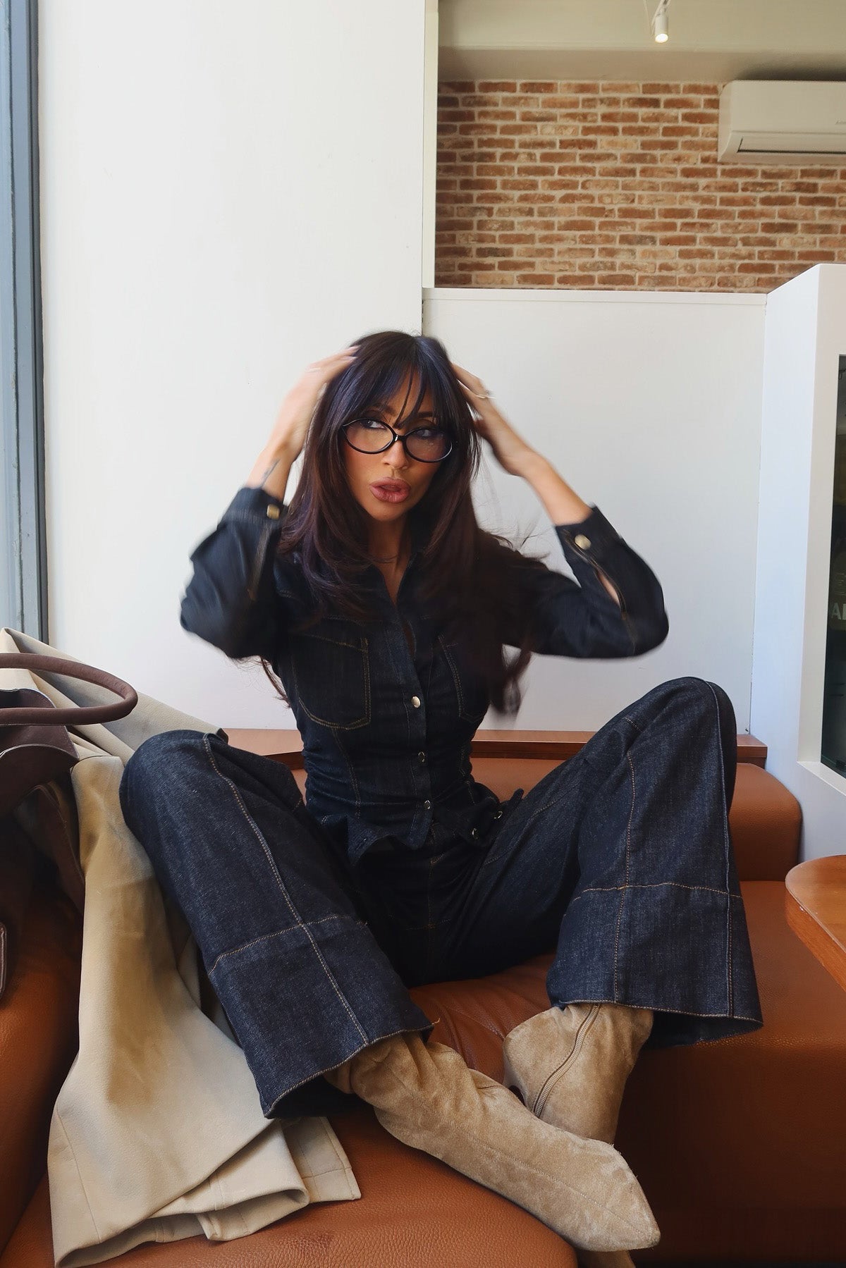 Joa – Ausgestelltes Maxikleid mit bestickter Spitze