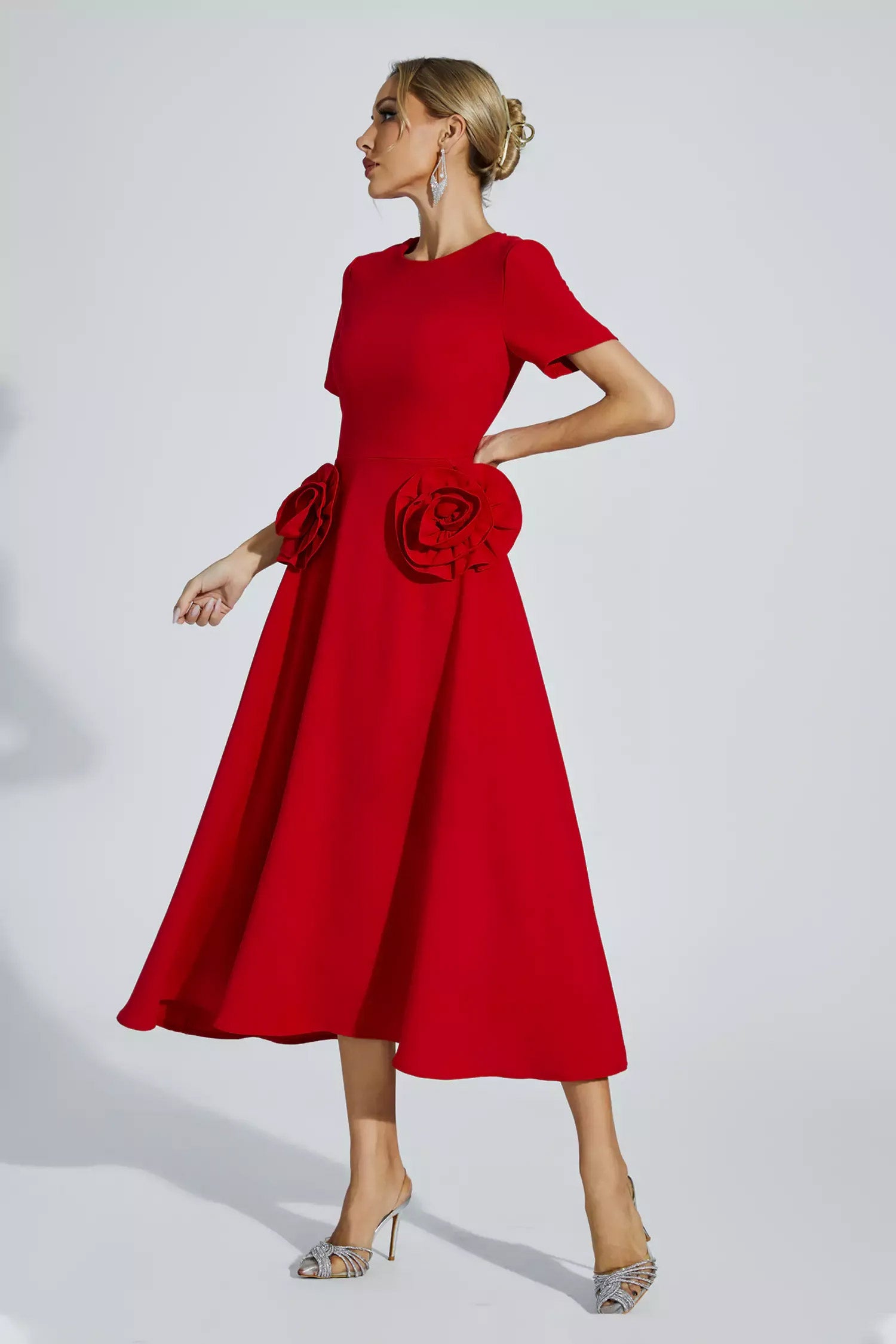 Μίντι Φόρεμα με κοντομάνικο απλικέ Grace Floral