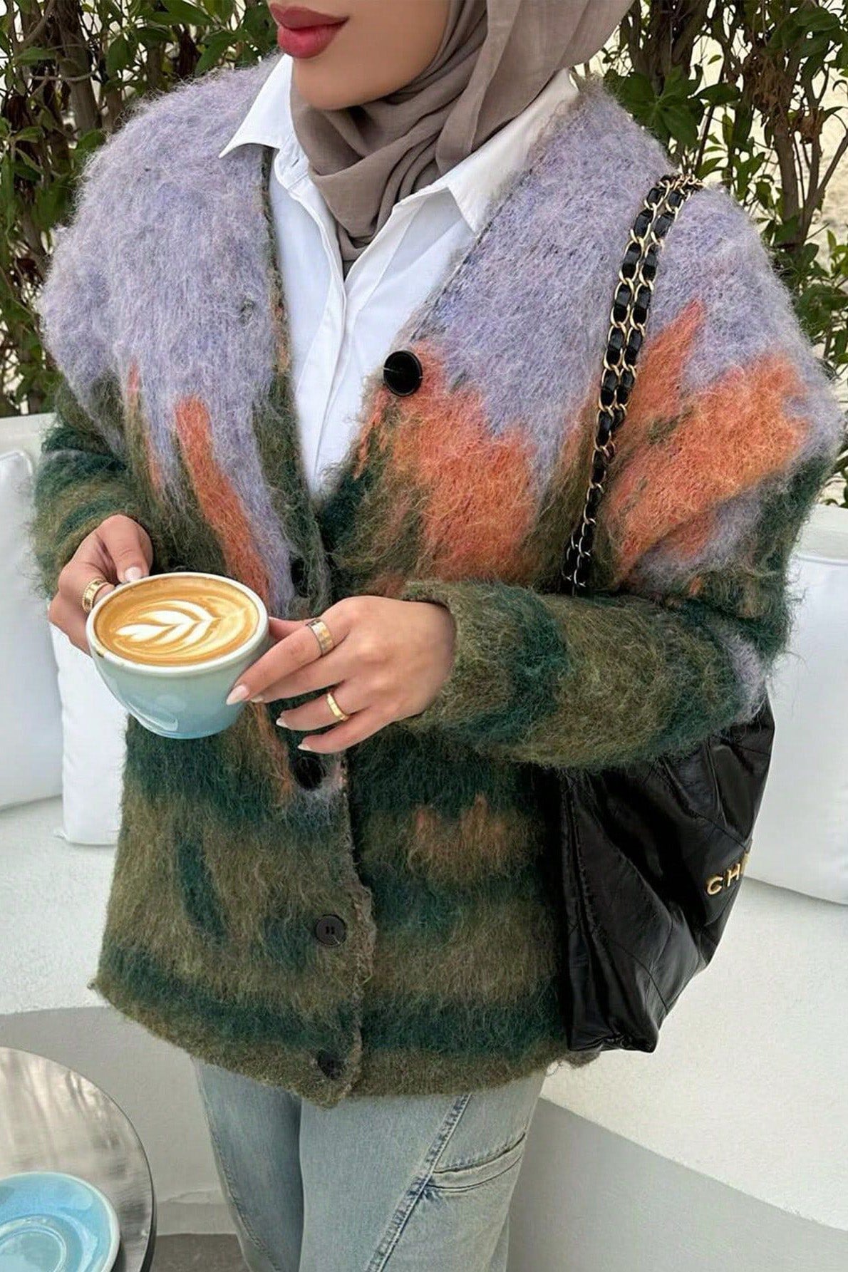 Robe longue évasée à bordures en dentelle brodée Joa