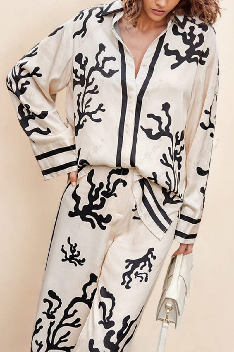 Sada kalhot s potištěnou siluetou širokých nohou