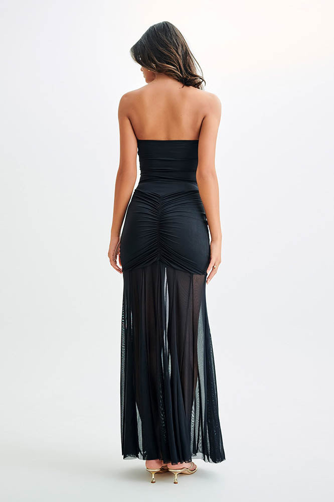 Nocturne Whisper – Fitted Backless Dress