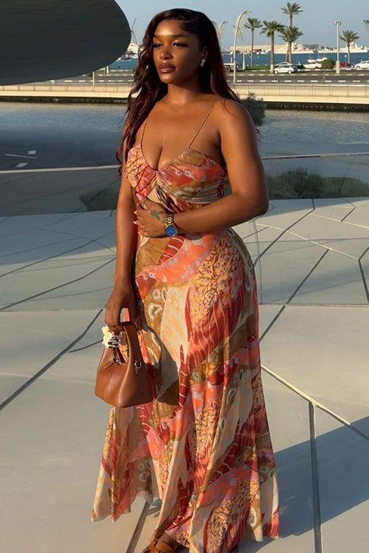 שמלת מקסי פרחונית ורודה וזורמת לחלום