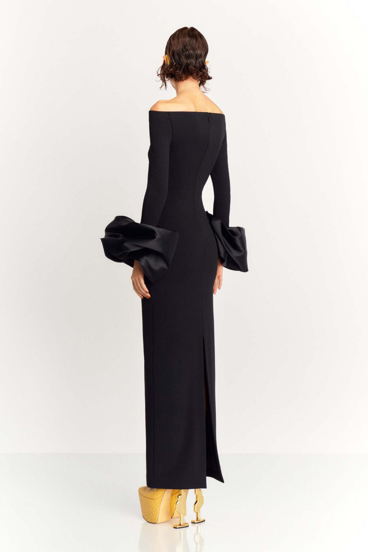 Enfärgad lanternärmklänning