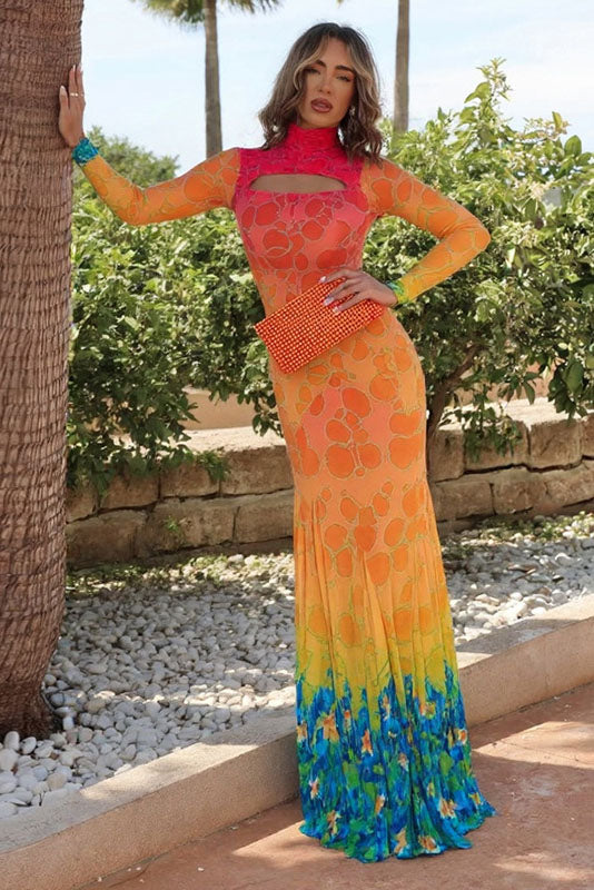 Drømmende rosa blomstrete flytende maxikjole