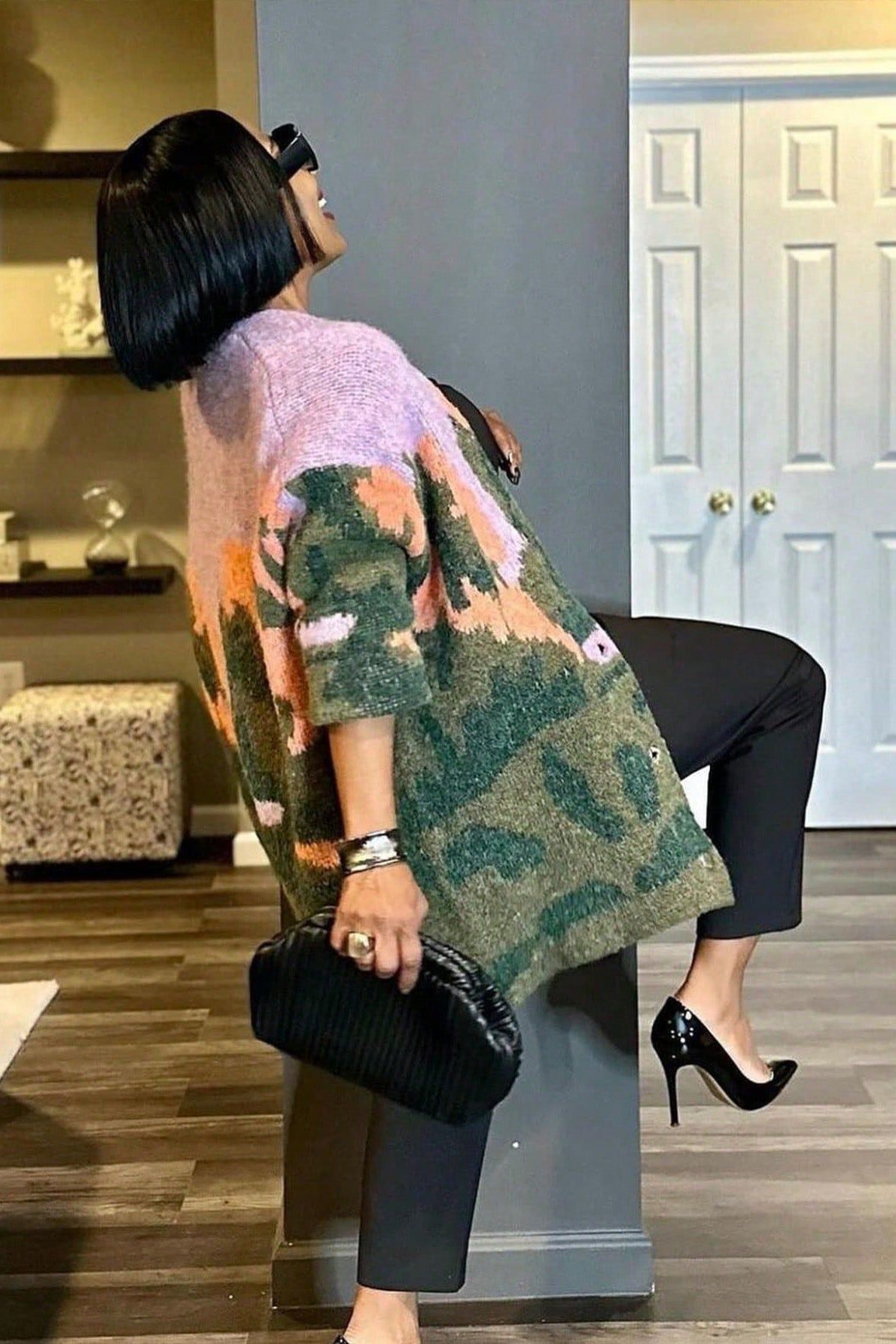 Robe longue évasée à bordures en dentelle brodée Joa