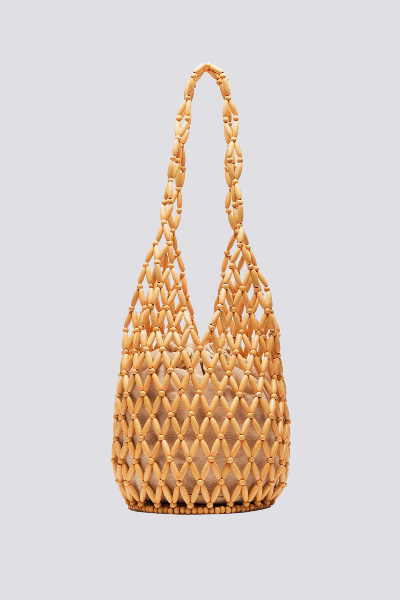 Georgina Huel Out Wooden Beads Schëllerbeutel