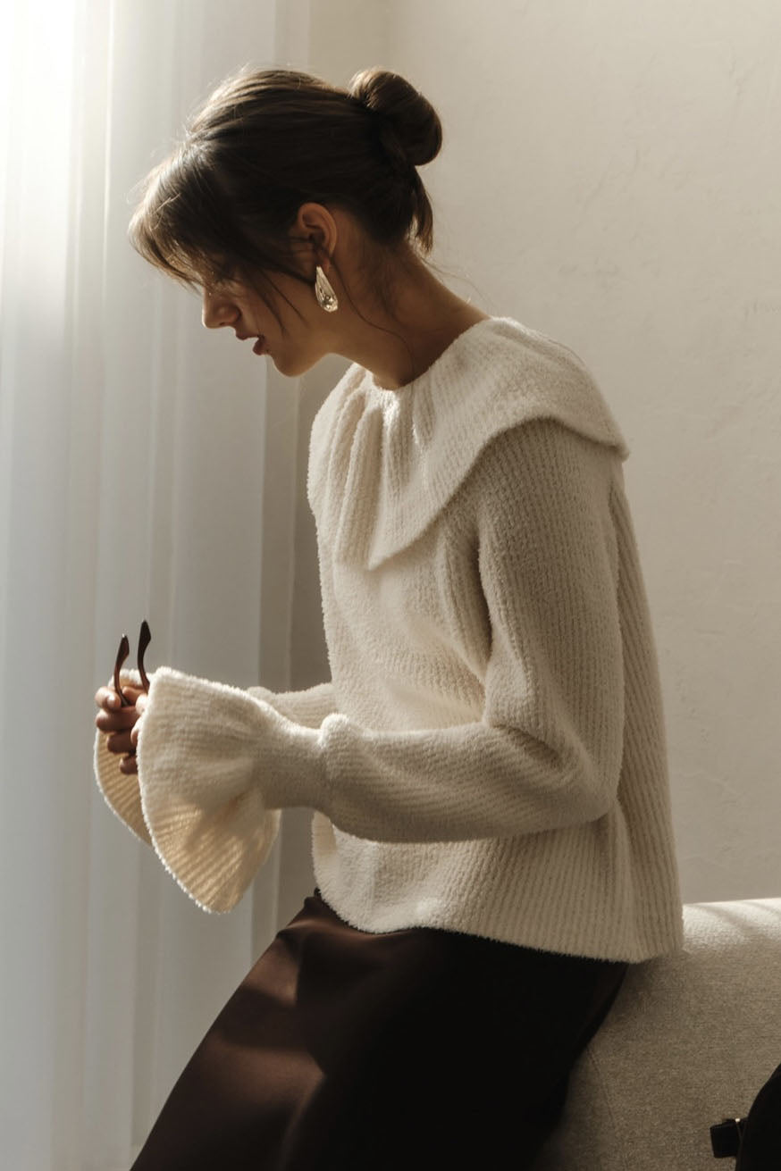 Joa haftowana koronkowa sukienka maxi z rozkloszowanym dołem