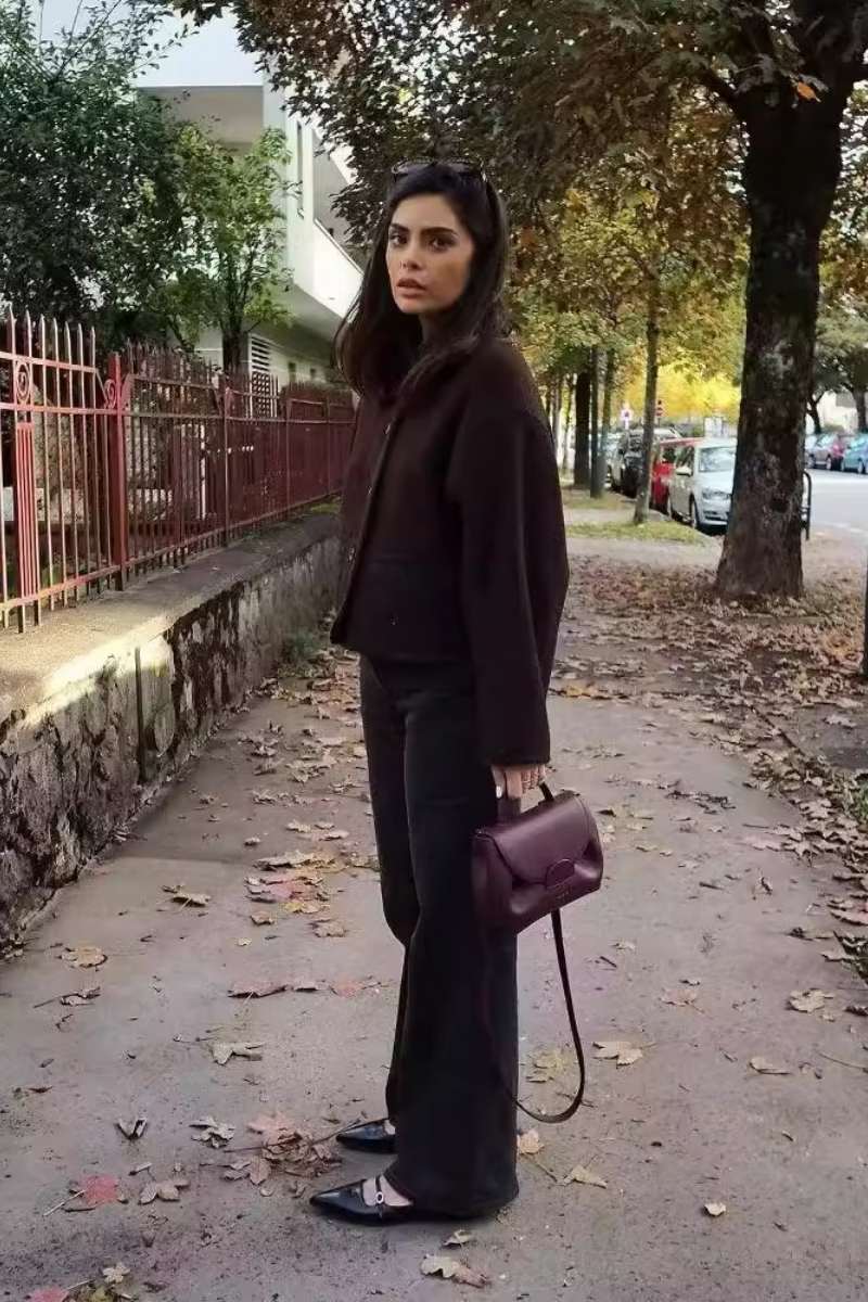 Chaqueta clásica de cuello alto