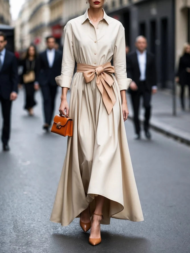 Elegante Maxi-Rob mat laange Äerm am Hiemstil a Bindegürtel