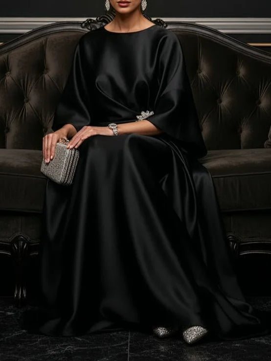 فستان ماكسي ساتان فاخر أسود