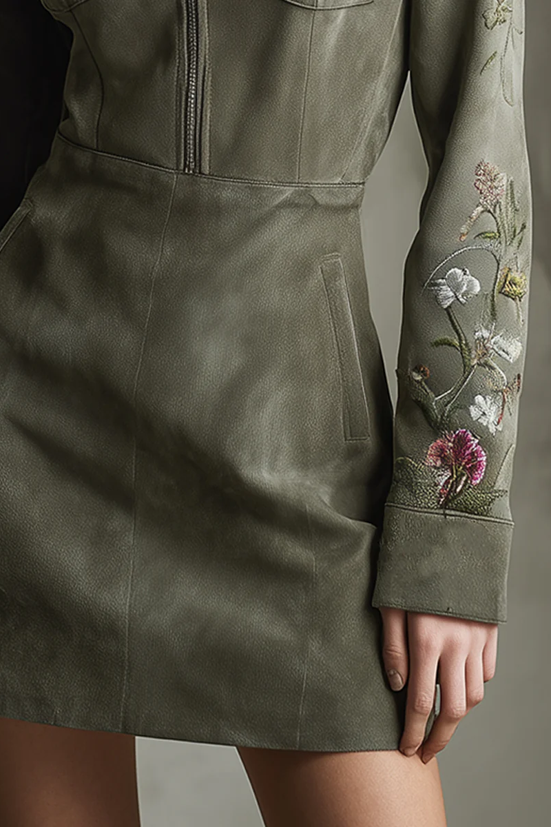 Robe mi-longue à manches courtes avec appliqués floraux Grace