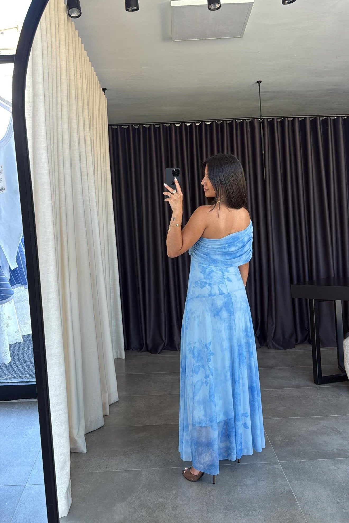 Statement Irregular Tie-Dye Chic Maxi Dress