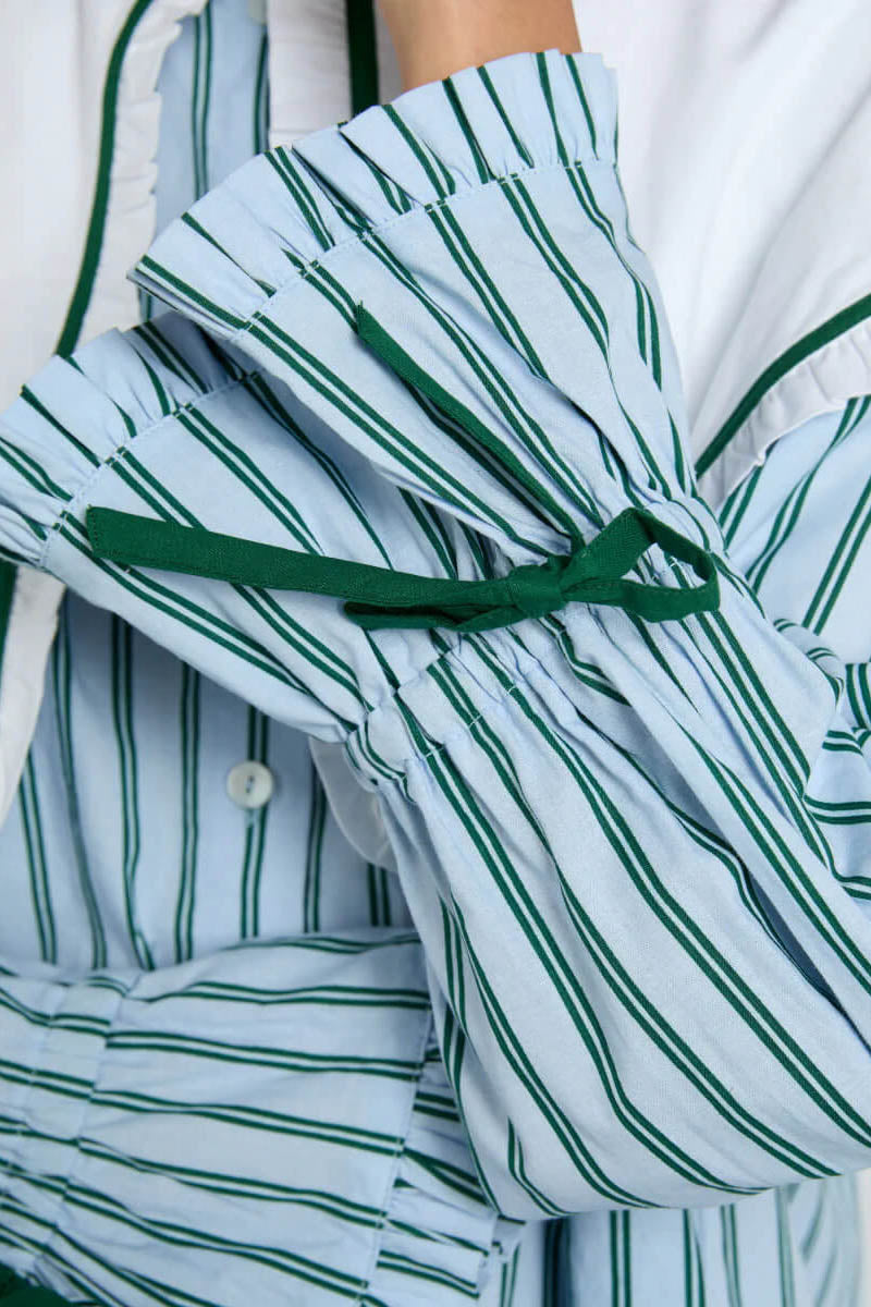 Ariana luksus langt sett