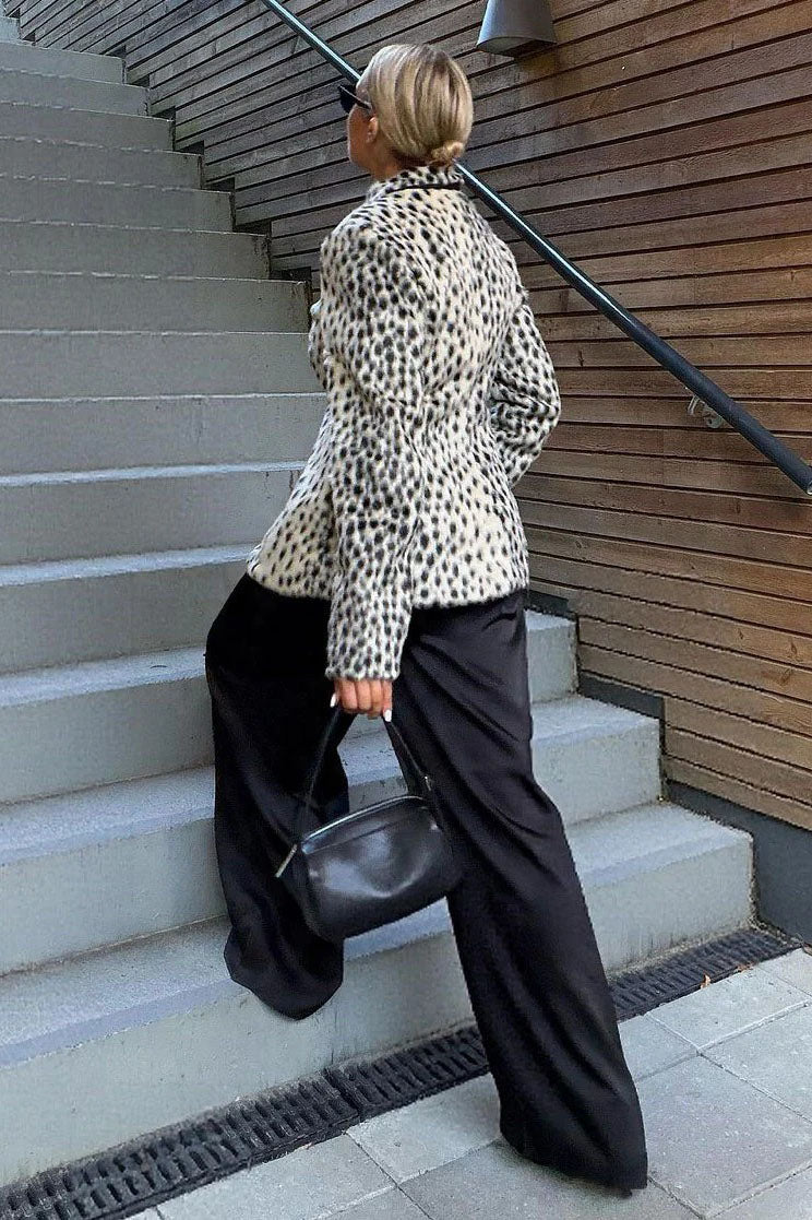 Robe mini en suédine synthétique avec franges style licou