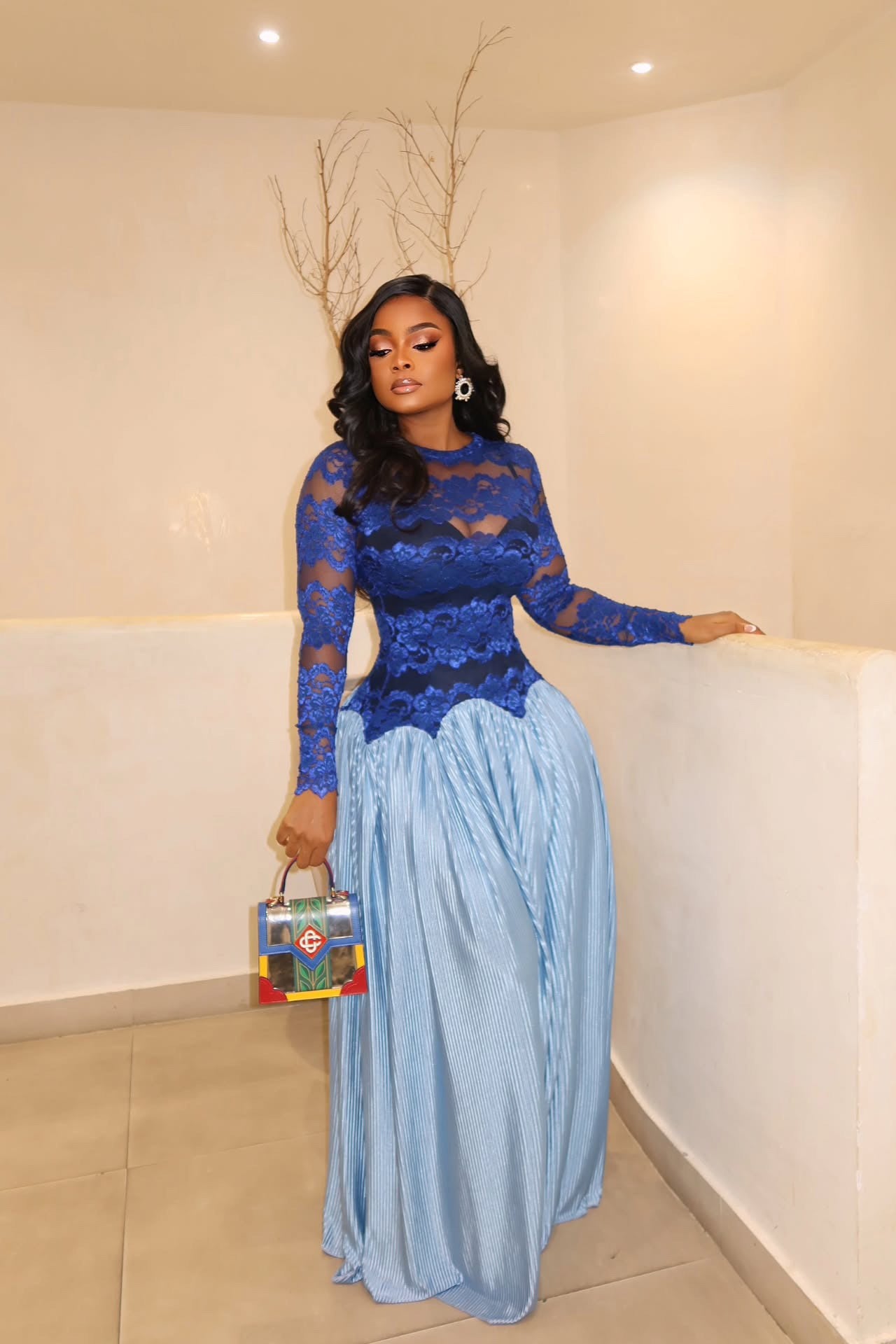 Rochie maxi plisată din dantelă albastru ocean