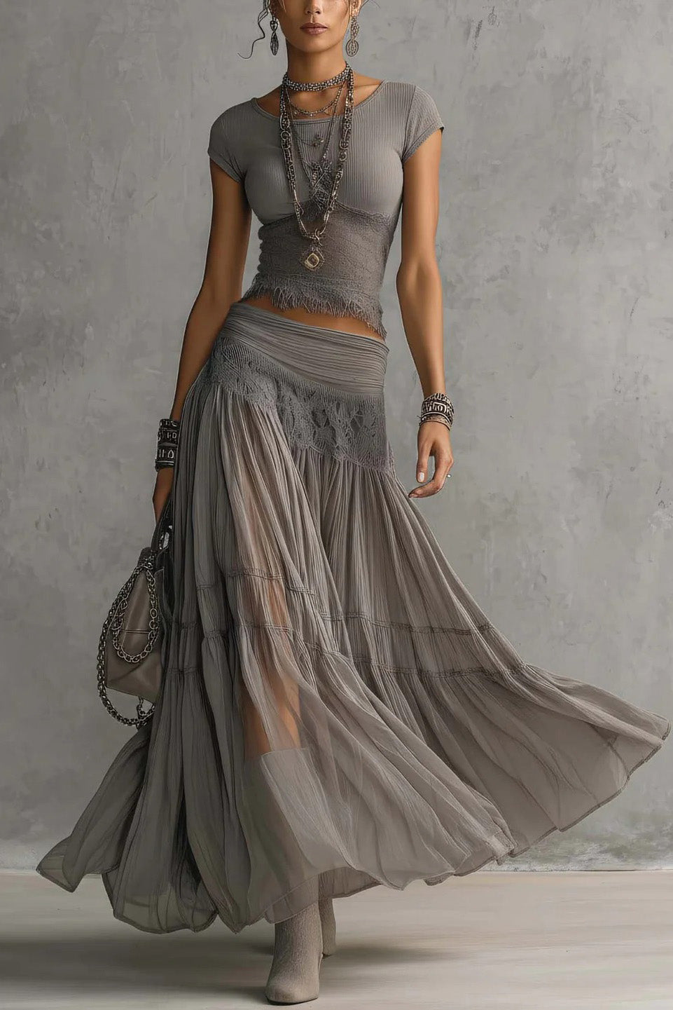 Hellblaues Plissee-Halterneck-Stufen-Maxi-Kleid