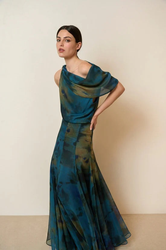 Elegante crèmekleurige geplooide maxi-jurk