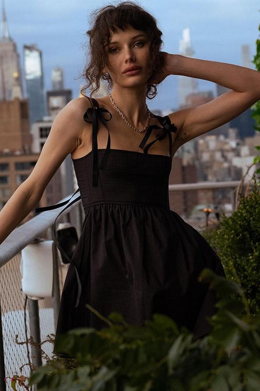 Kayla Strik Schouderbandjes Mini Jurk