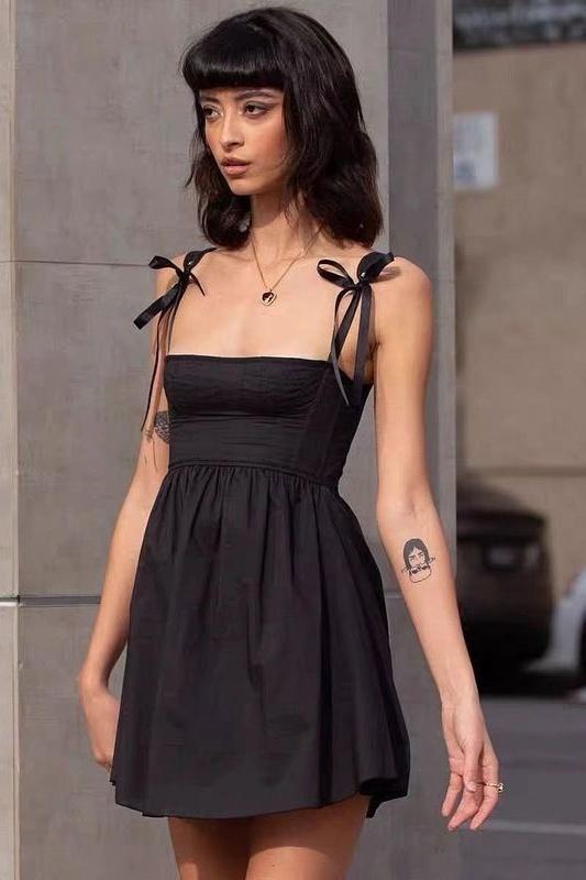 Kayla Strik Schouderbandjes Mini Jurk