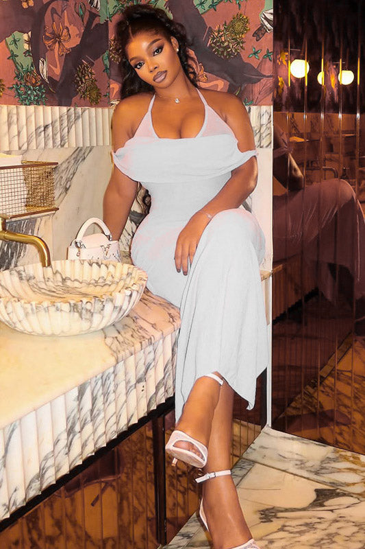 Vestido justo halter sem costas