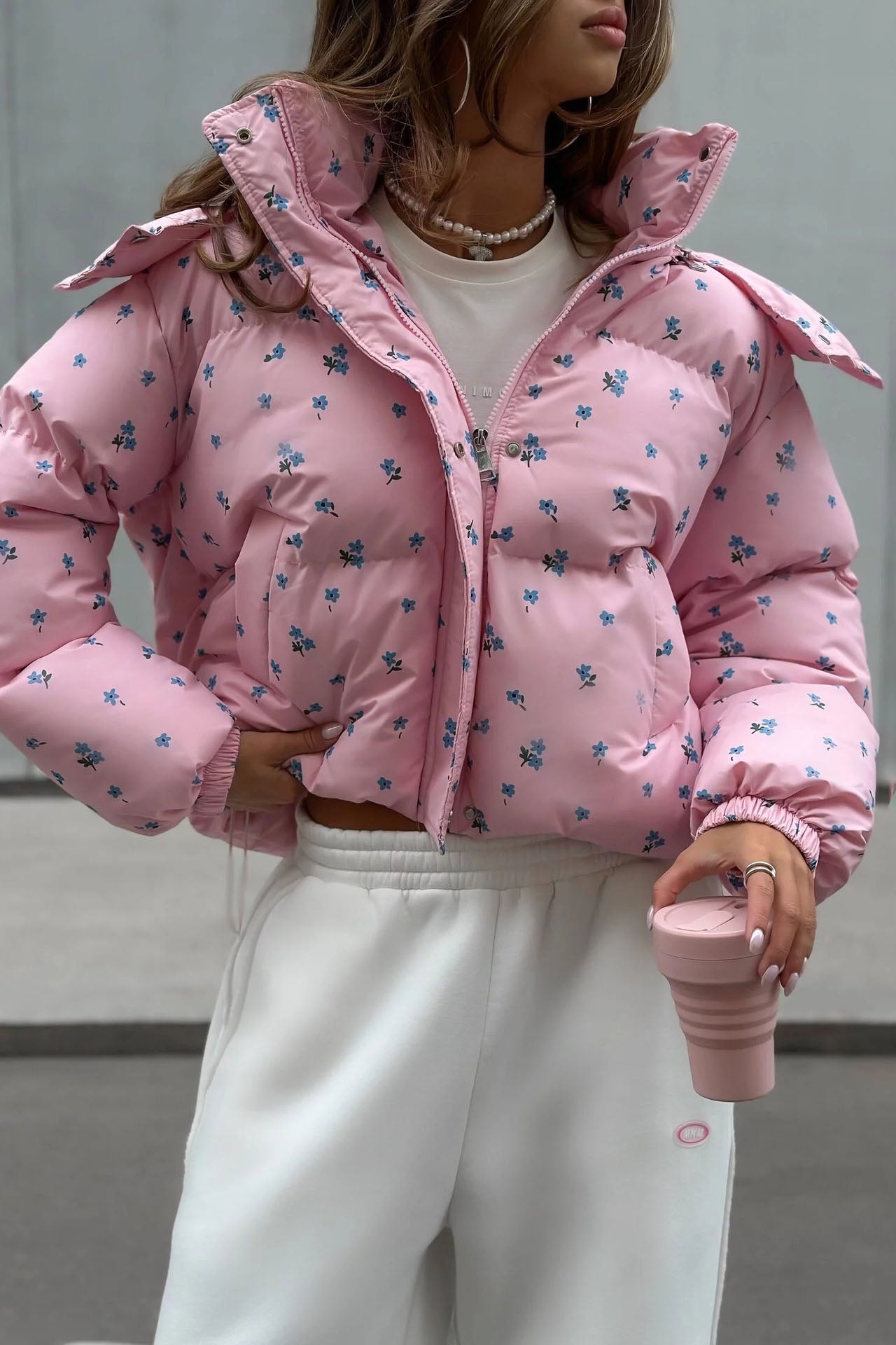 Joa haftowana koronkowa sukienka maxi z rozkloszowanym dołem