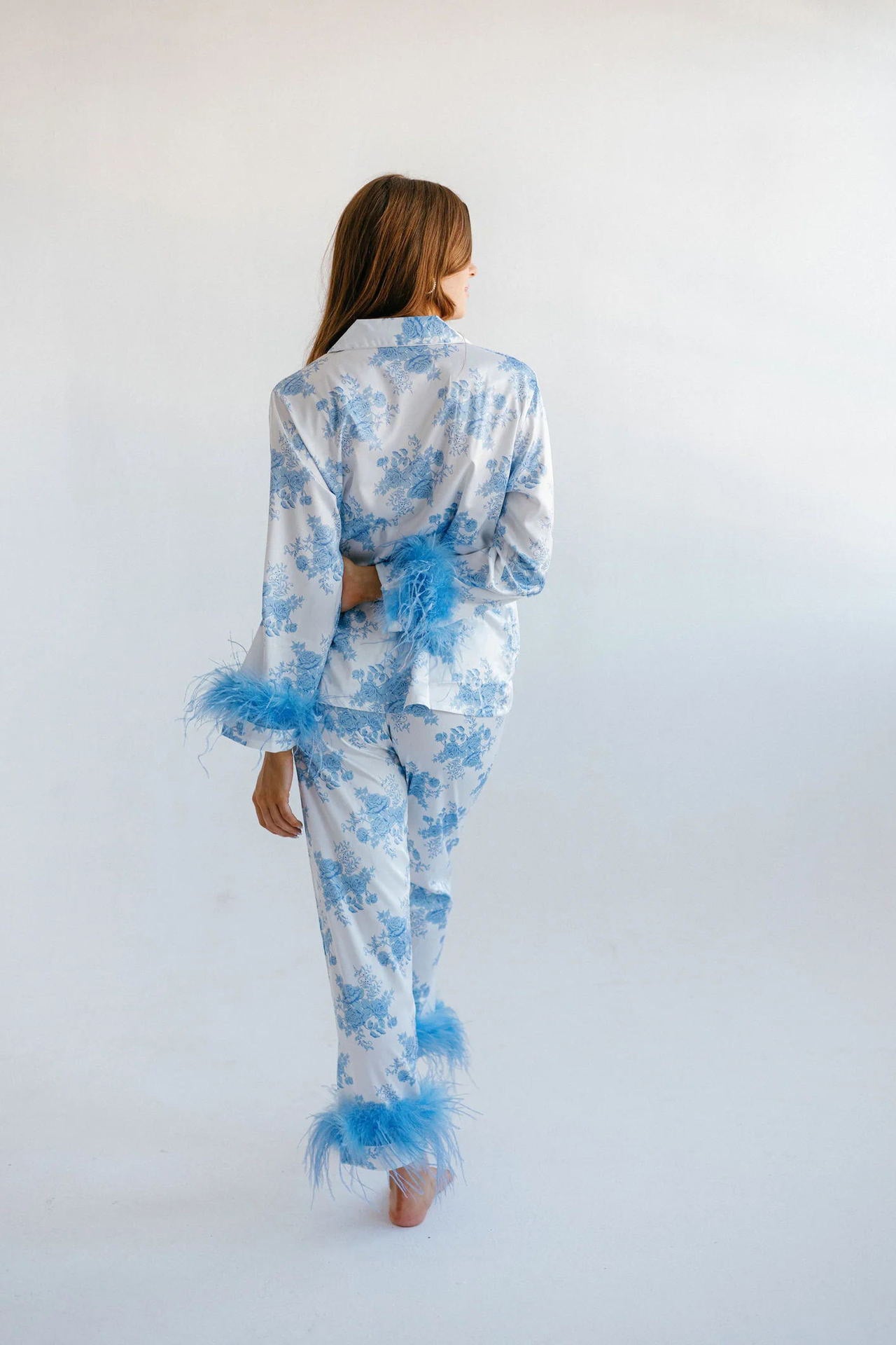 Blauwe Bloemenprint Satijnen Pyjama Set