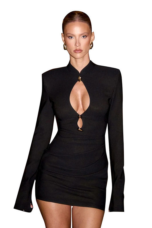 Vestido mini blazer con detalle dorado y escote alto con recorte