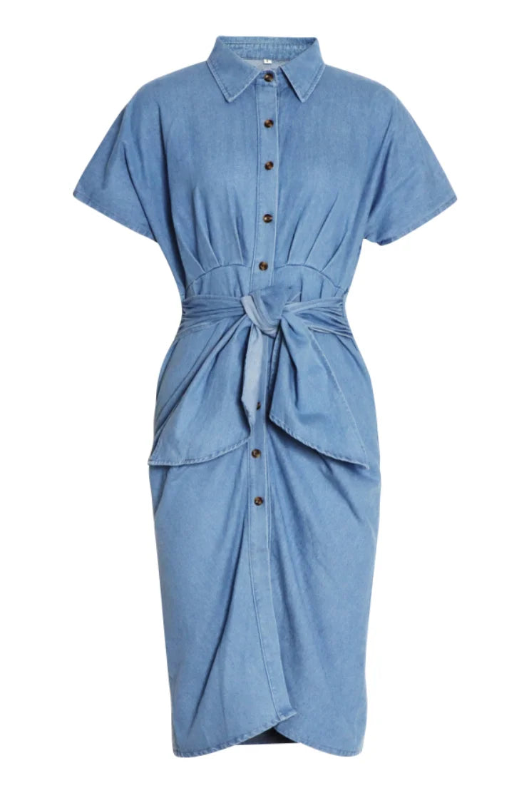 Gina versammelt Knotted Denim Midi Shirt Kleed