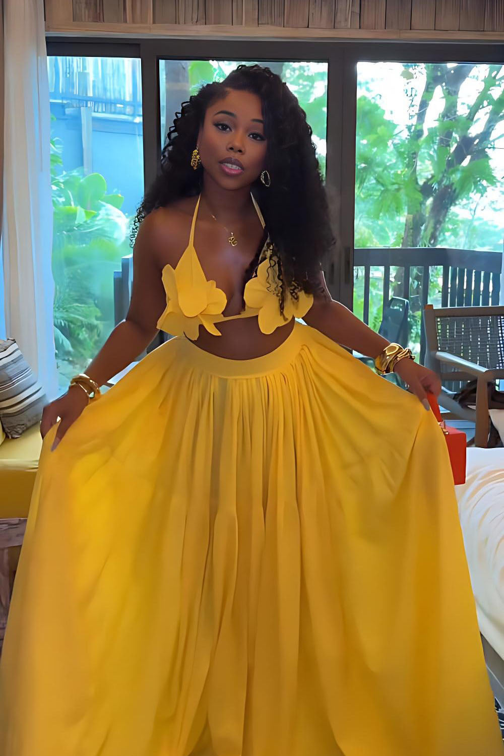 فستان ماكسي واسع بطبعة جريئة مجردة