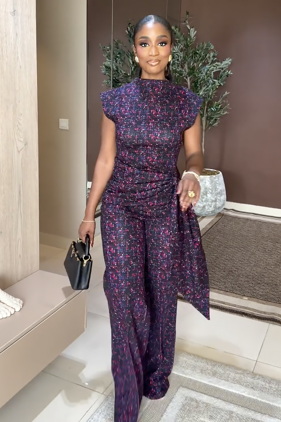 Conjunto de Calças com Cintura Envolvente e Estampa Mosaico Roxa