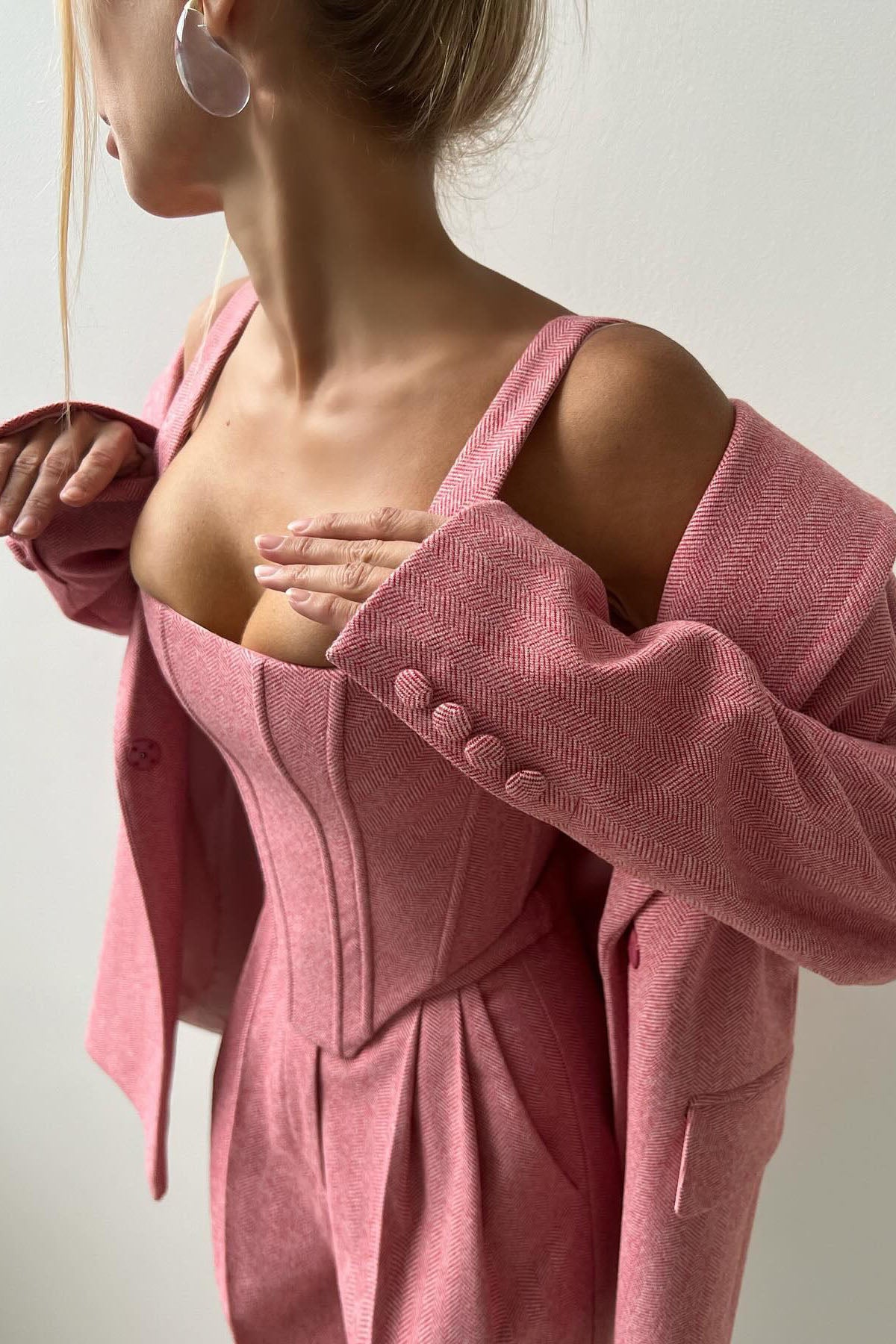 Joa Broderad Spets Trimmad Flare Maxiklänning