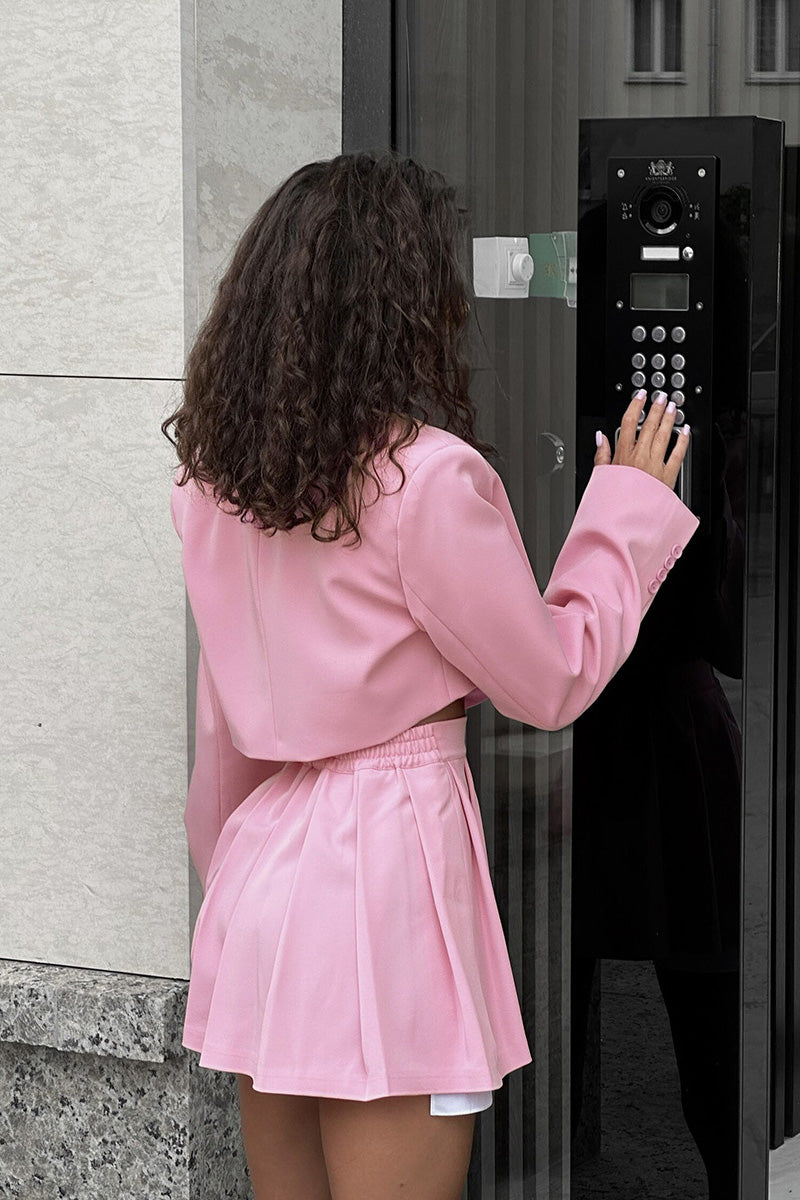 Robe mi-longue à manches courtes avec appliqués floraux Grace