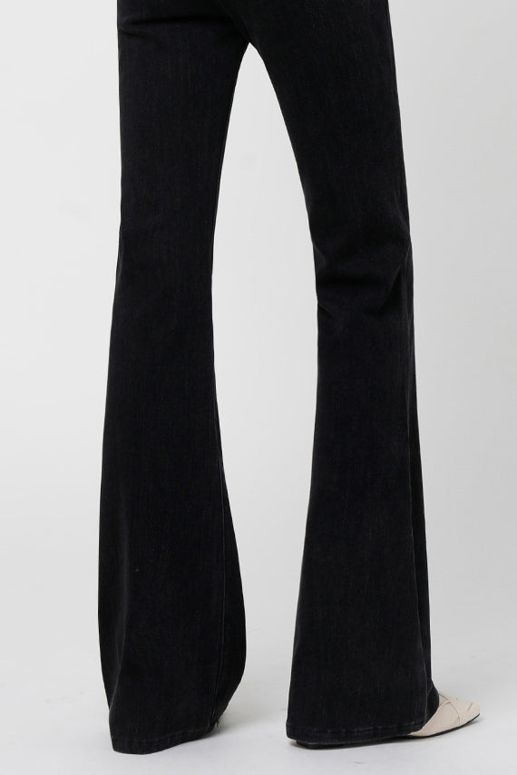 Svarta Slim Flare Jeans