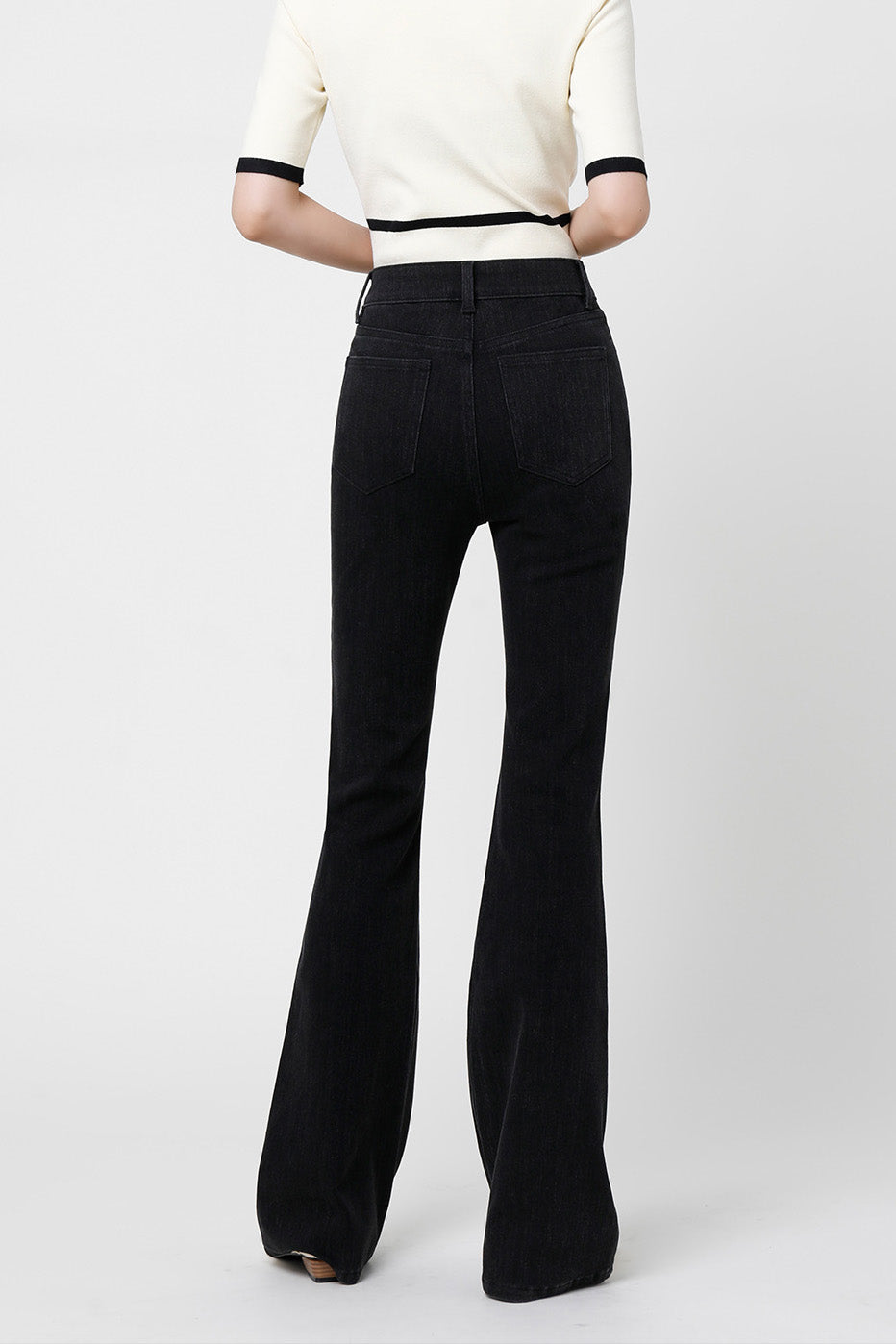 Svarta Slim Flare Jeans