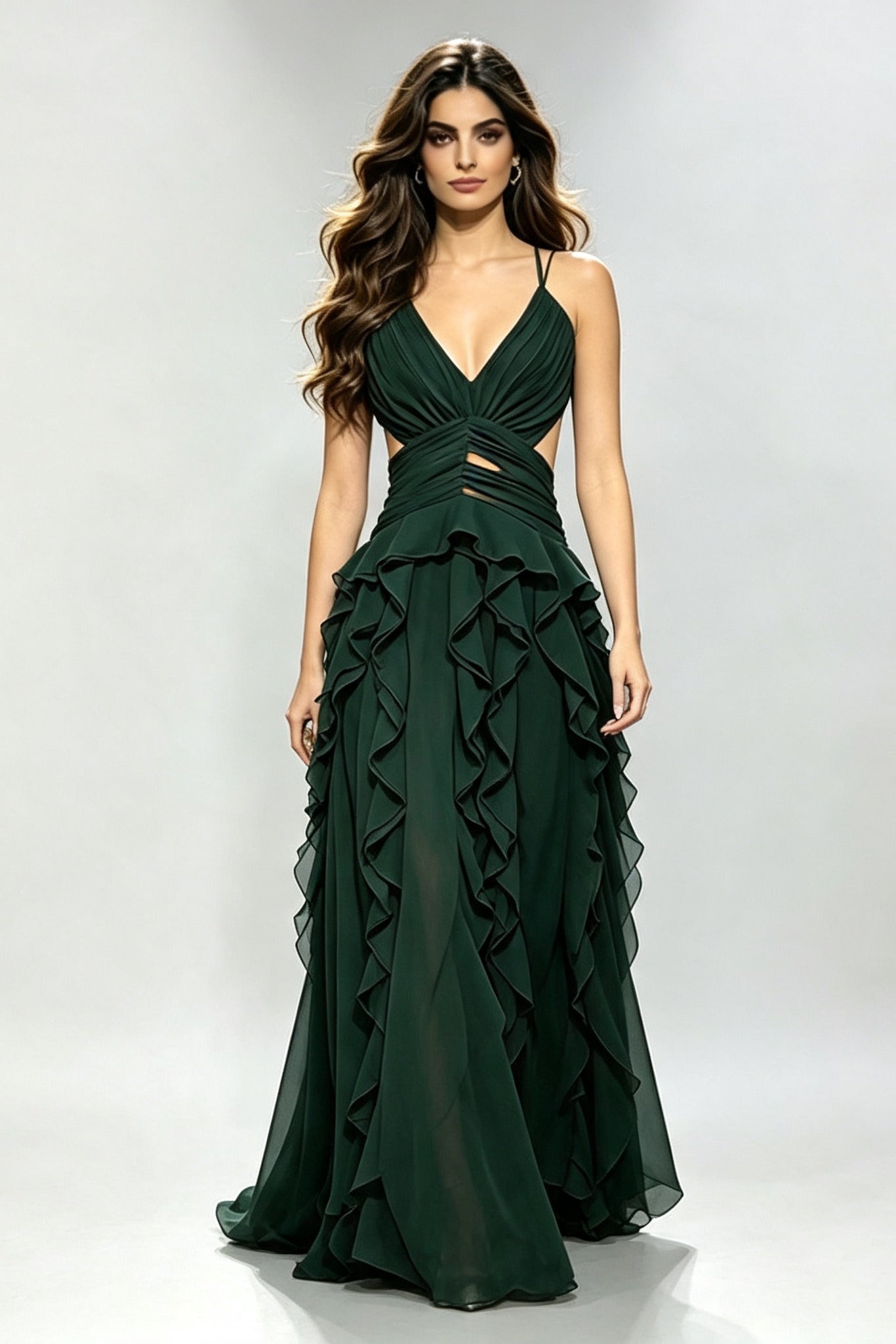 Vestido largo blanco con corsé y volantes en capas