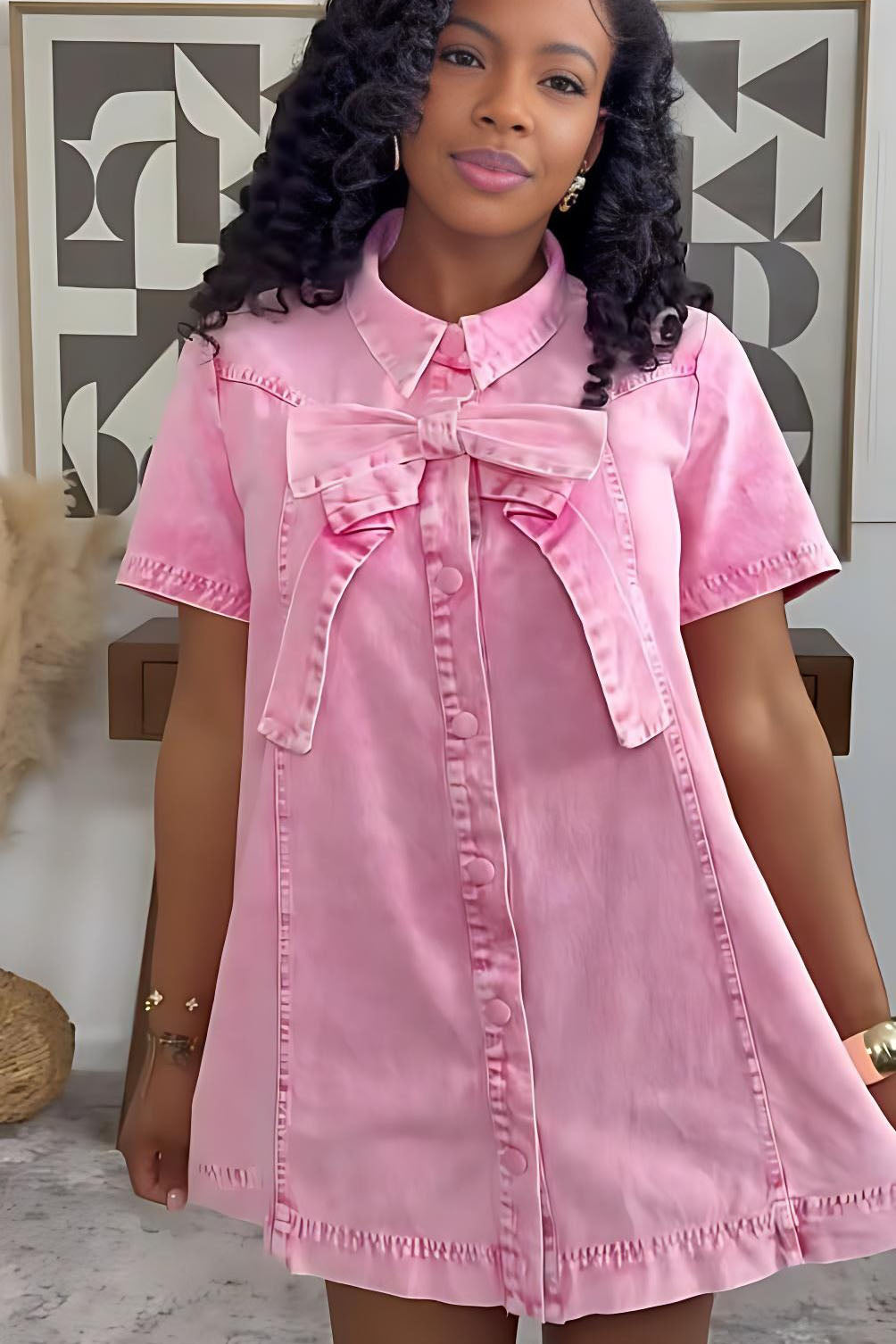 Sladké ležérní minišaty z denimu s atmosférou