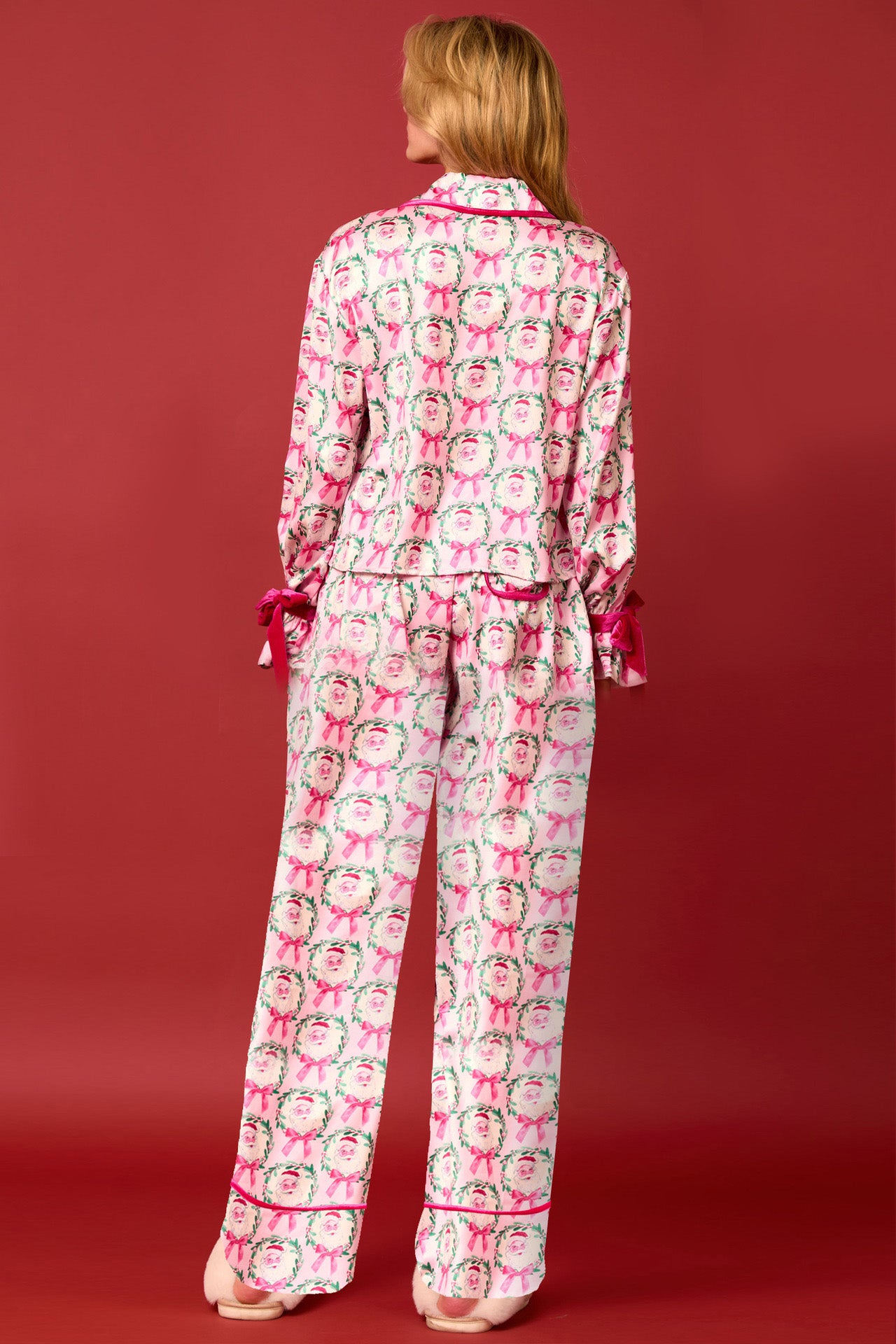 Ensemble de pyjama long avec personnage de Noël