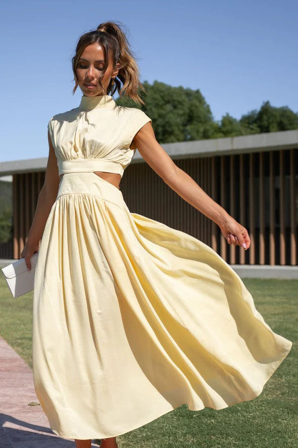 Vestido midi de vacaciones con bolsillos y cintura recortada